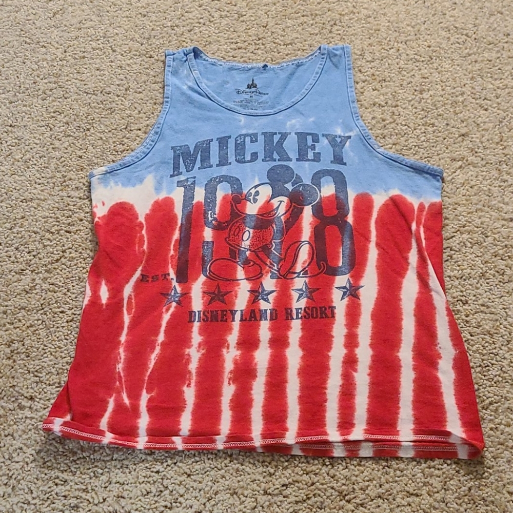 Clothes - Picture 2 of 3
